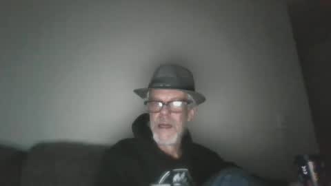 Daddy online show from 25, 2, 2025