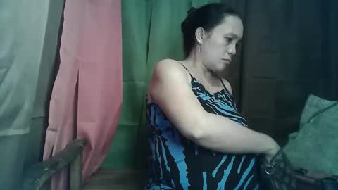 sexy_zapphire2024 online show from 4, 1, 2025