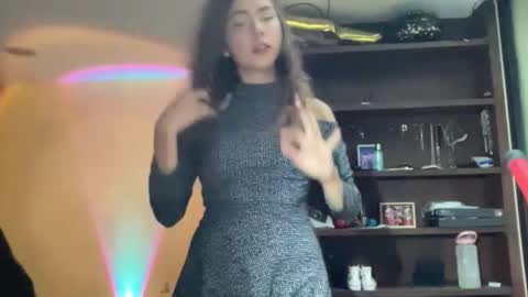 Alice Skay online show from 11, 10, 2025