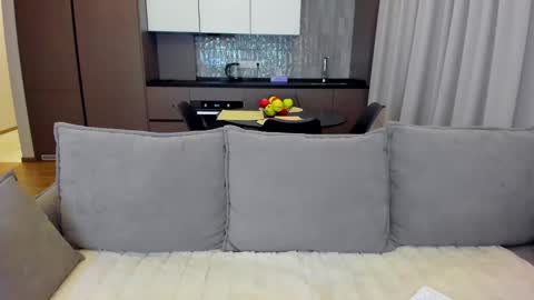 Lou online show from 21, 1, 2025