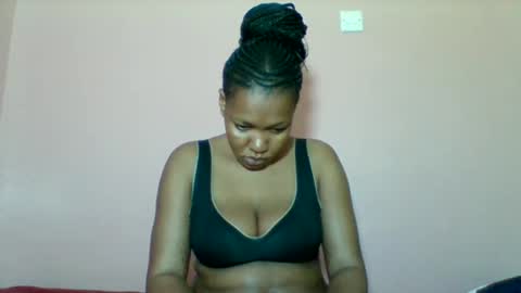 sexyapple2002 online show from 5, 10, 2025