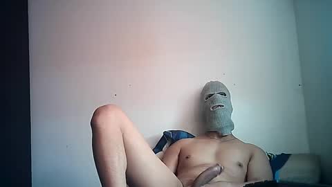 Snapshot of sexyatrevidoo chatting on 29, 12, 2024 SesyMen online show from 29, 12, 2024