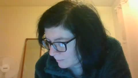 Snapshot of sexybabe41 chatting on 4, 2, 2025 sexymilfy online show from 4, 2, 2025