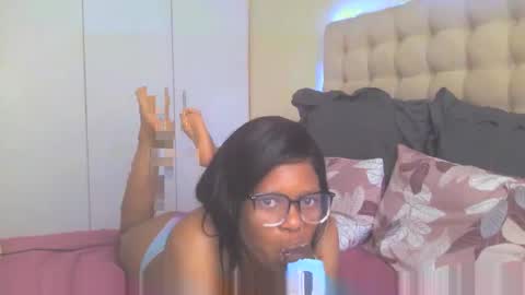 sexyboobs16 online show from 1, 11, 2025