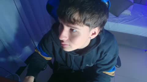 Snapshot of sexyboy_vc chatting on 7, 10, 2025 owen sky online show from 7, 10, 2025