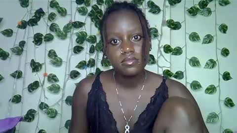sexybree_love online show from 23, 12, 2024