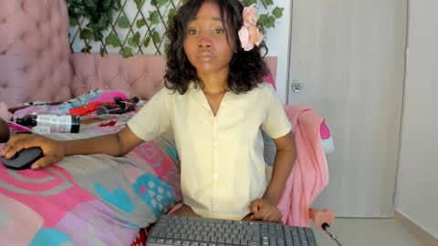 sofia online show from 14, 1, 2025