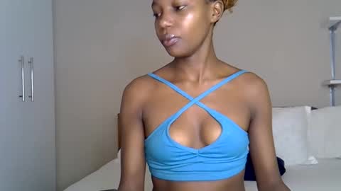 Snapshot of sexycarll9 chatting on 31, 5, 2026 Britney online show from 31, 5, 2026