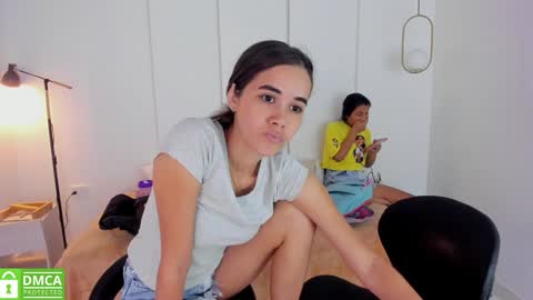 Snapshot of sexychanell_18 chatting on 28, 12, 2024 chanell and yina online show from 28, 12, 2024