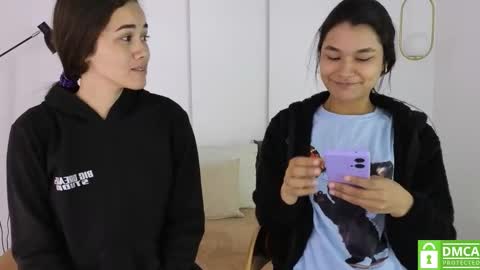 chanell and yina online show from 6, 11, 2025