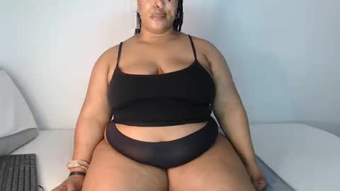 Snapshot of sexychill2000 chatting on 25, 9, 2025 SEXYCHILL online show from 25, 9, 2025