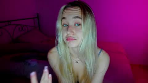 Snapshot of sexycocobutt chatting on 7, 12, 2024 Sophia online show from 7, 12, 2024