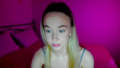 Snapshot of sexycocobutt chatting on 1, 3, 2025 Sophia online show from 1, 3, 2025