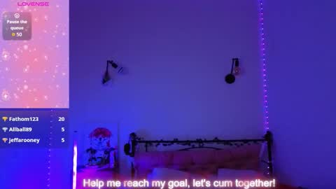 Snapshot of sexycocobutt chatting on 9, 10, 2025 Sophia online show from 9, 10, 2025