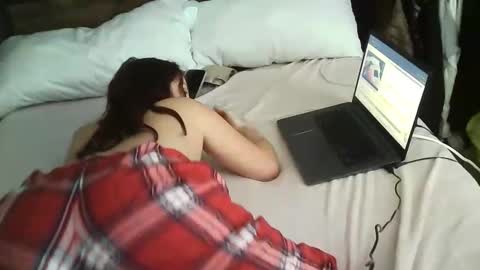 Snapshot of sexycoochiee chatting on 17, 11, 2025 Sexycoochie online show from 17, 11, 2025