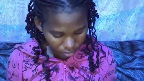 sexydoll002 online show from 12, 9, 2025