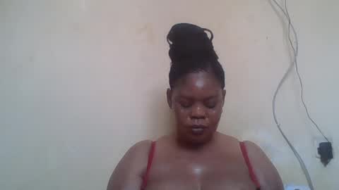 Snapshot of sexydove2 chatting on 19, 7, 2026 EMILY online show from 19, 7, 2026