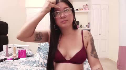 Snapshot of sexyeva_25 chatting on 23, 9, 2025 Eva online show from 23, 9, 2025