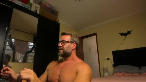 chris online show from 31, 3, 2026