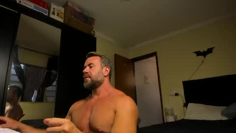 chris online show from 8, 5, 2026