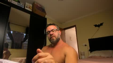 chris online show from 17, 6, 2026