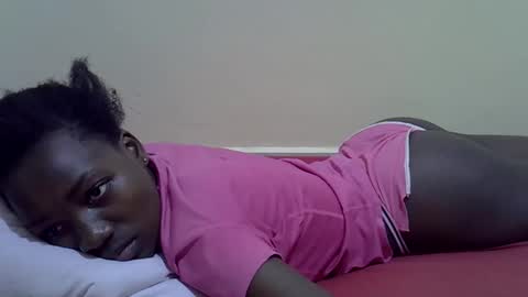 sexyghurl12 online show from 16, 12, 2025