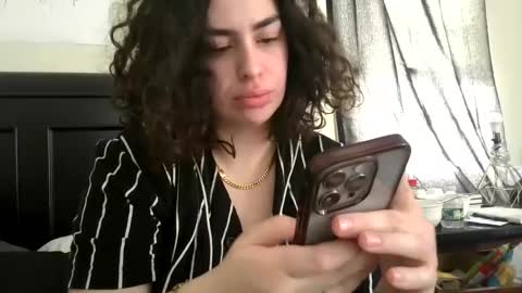 ETERNAL GODDESS WOMAN  online show from 17, 2, 2025