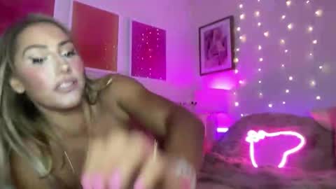 Ashley Love online show from 28, 2, 2026