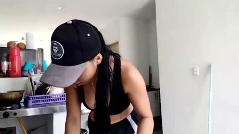 sexygril01 online show from 5, 11, 2025