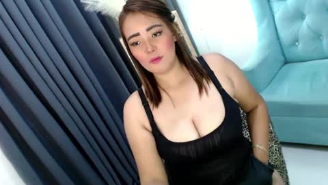 Snapshot of sexyjeanniecuntcums chatting on 16, 12, 2024 JENNY online show from 16, 12, 2024