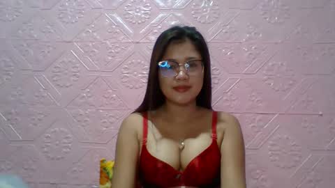 sexyjessa20 online show from 28, 10, 2025