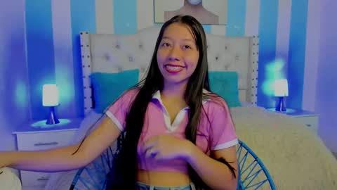 Snapshot of sexylaurita4u chatting on 17, 12, 2024 laura online show from 17, 12, 2024
