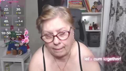 sexylynette4u online show from 19, 1, 2026