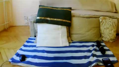 Squirty Maya Gold online show from 26, 6, 2026