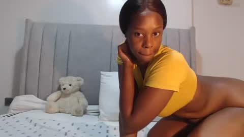 Snapshot of sexymonalisa1 chatting on 29, 11, 2025 sexymonalisa1 online show from 29, 11, 2025