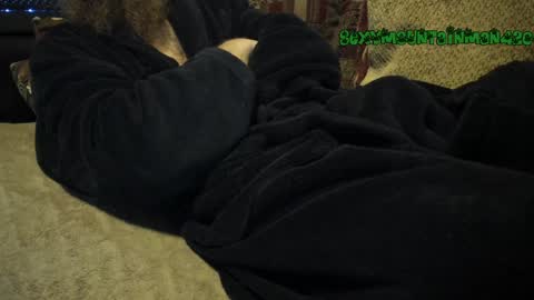 Snapshot of sexymountainman420 chatting on 18, 1, 2025 Sexymountainman420 online show from 18, 1, 2025