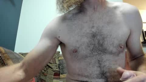 Snapshot of sexymountainman420 chatting on 10, 10, 2025 Sexymountainman420 online show from 10, 10, 2025