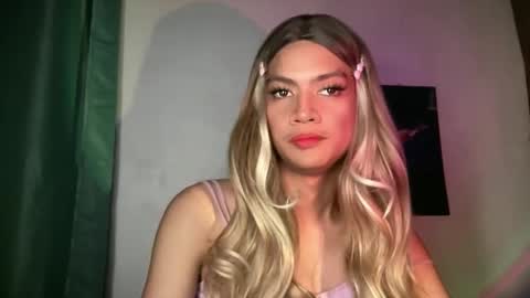 Snapshot of sexynakedweapon chatting on 2, 6, 2026 LIEZEL online show from 2, 6, 2026