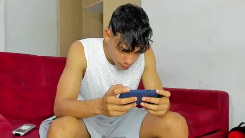 Snapshot of sexys_boys18 chatting on 28, 5, 2026 MATIAS-18 THIAHO -18 MAX-19 NICOKALY-19 CAIN-19 MOD ESTEBAN online show from 28, 5, 2026