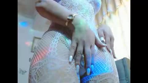 Venus Independent Model online show from 22, 10, 2025