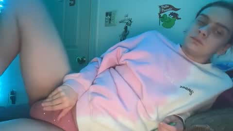 Snapshot of sexyshayla_twink chatting on 10, 2, 2026 sexyshayla_twink online show from 10, 2, 2026