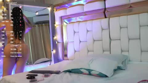 Snapshot of sexysister_ chatting on 4, 6, 2026 Kendall online show from 4, 6, 2026