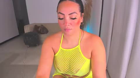 sexysofiiax online show from 12, 2, 2025