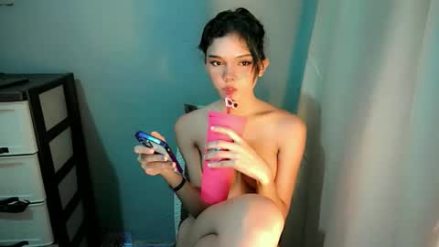 Snapshot of sexytight_tanya chatting on 5, 11, 2025 sexytight_tanya online show from 5, 11, 2025