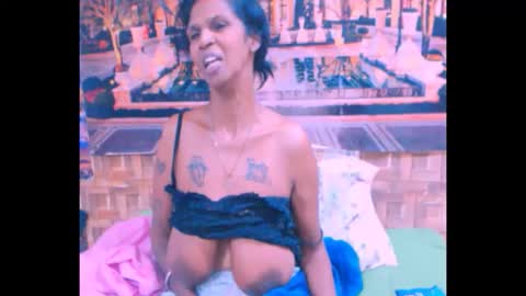 Snapshot of sexyva4u2luv chatting on 2, 10, 2025 sexyva4u2luv online show from 2, 10, 2025