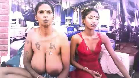 Snapshot of sexyva4u2luv chatting on 23, 11, 2025 sexyva4u2luv online show from 23, 11, 2025