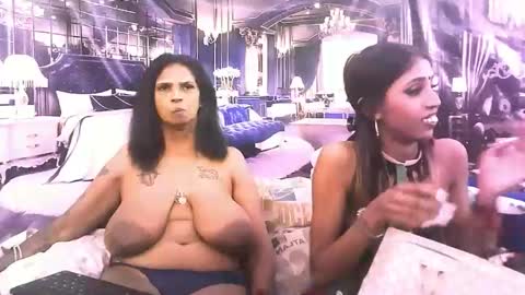 Snapshot of sexyva4u2luv chatting on 2, 12, 2025 sexyva4u2luv online show from 2, 12, 2025