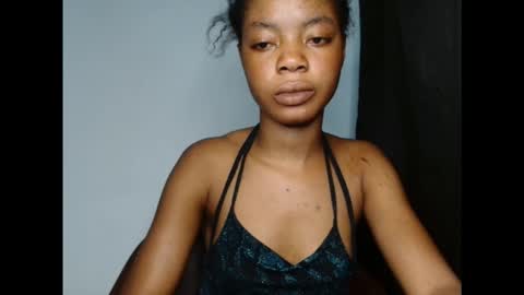 sexyxpeach online show from 17, 10, 2025