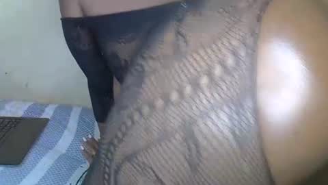 Snapshot of sexyzolin chatting on 19, 6, 2026 sexyzolin online show from 19, 6, 2026