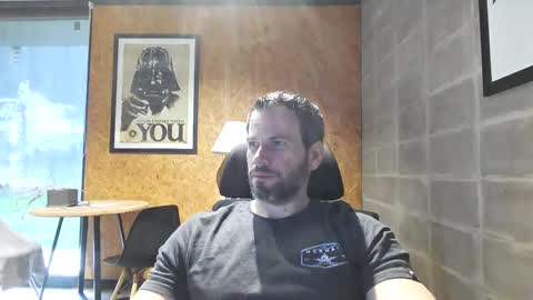 shad0w_hunter online show from 10, 3, 2025